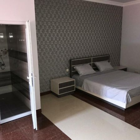 Liko Hostel Jerevan Exteriör bild